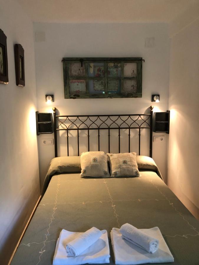 Hostal-Restaurante Fogon De Gredos Guisando Bagian luar foto