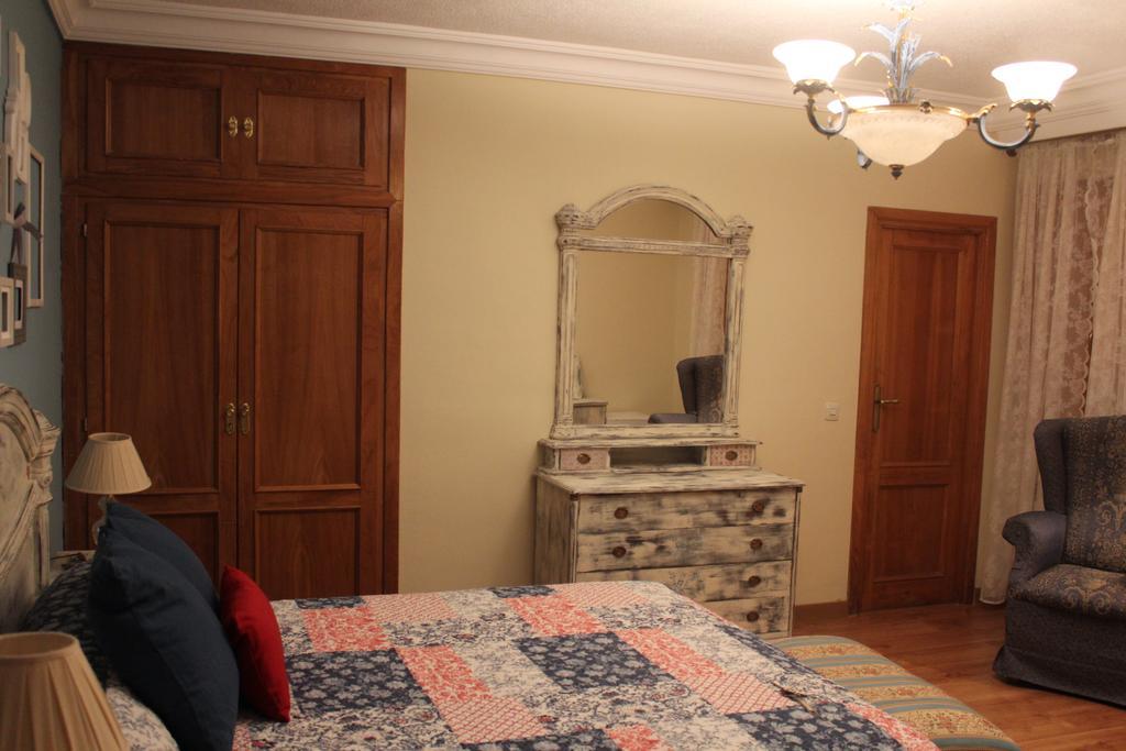 Hostal-Restaurante Fogon De Gredos Guisando Bagian luar foto